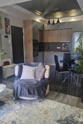 Prestigious apartment in Vake, Kipshidze Street with 2 bed rooms and huge balcony