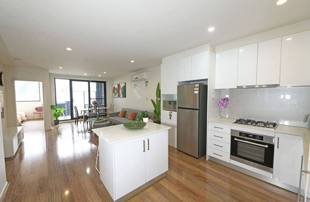 Preston Spacious Apartment fully self-contained Parking Wi-Fi