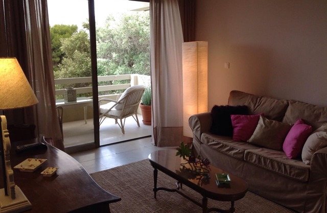Bonito apartamento en el segundo piso con vista al mar