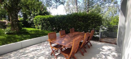 Pretty new and comfortable house between towns and lakes