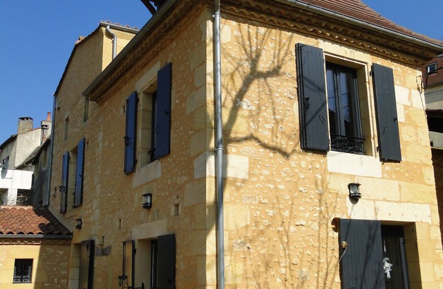 BONITA CASA DE PIEDRA PERIGOURDINE tranquila, cerca de Bergerac