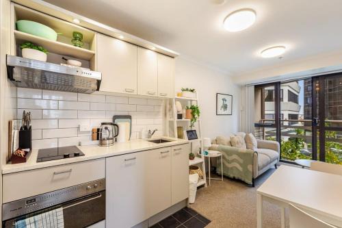 Prime location - 2BR Urban retreat I Zodiak Stays