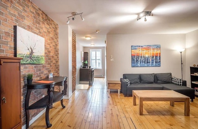 PRIME LOCATION - BEST Apartment In Downtown MTL