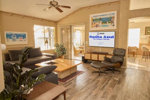 Prime Location - Golf Cart Included- La Casita Azul