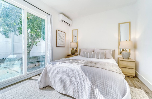 Prime Location, Modern Style: Explore LA from Our Reseda Oasis!