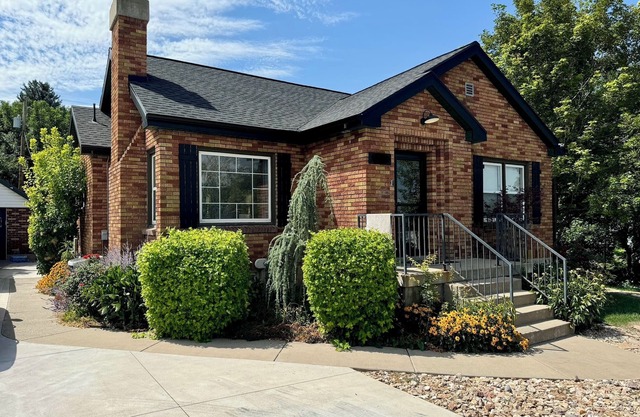 Prime Location with Mountain Views