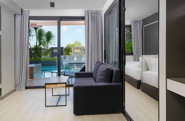 Prime Town - Posh & Port Hotel Phuket