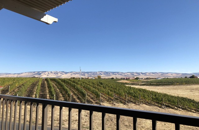 Casa de huéspedes Tum-A-Lum Ridge. En los renombrados viñedos de South Acre en Walla Walla.