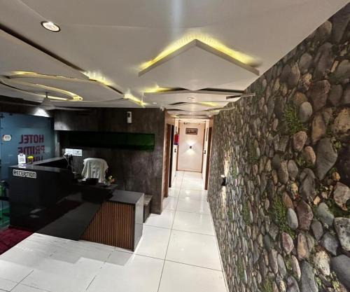Prime View Hotel