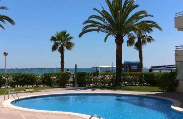 PRIMERA LINEA DE PLAYA VILAFORTUNY