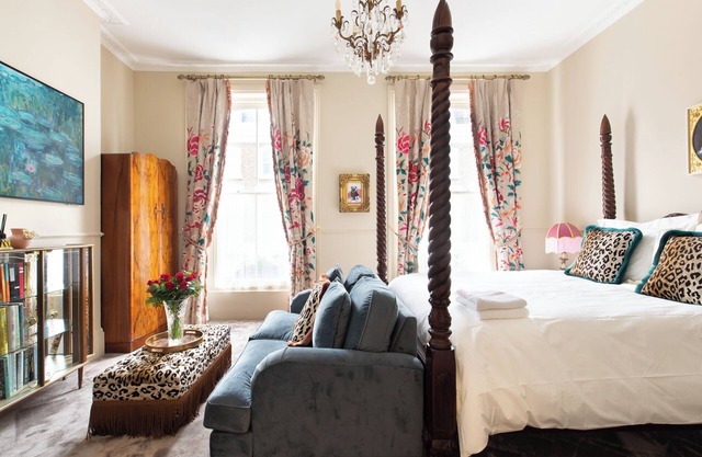 Primrose Hill Sweet Suite. Beautifully designed home away from home.
