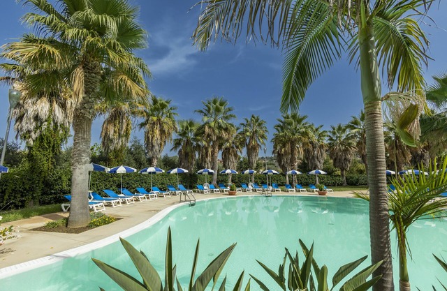Prince Franklyn Hotel