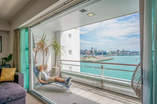 Princes Wharf - Bridge View