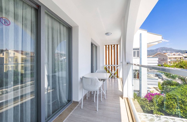 Princess Kinli Suites Hotel