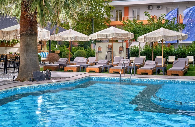 Principal New Leisure Hotel