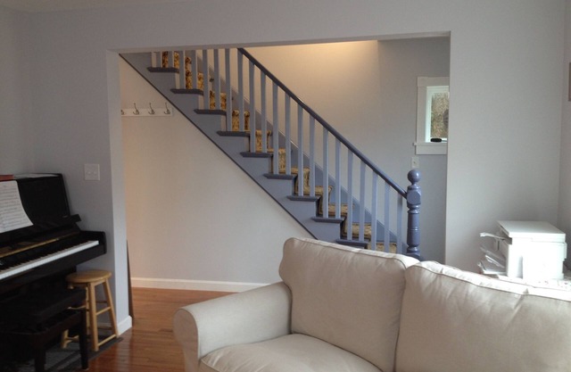 Pristine renovated downtown Lubec home. Ocean breezes from spacious deck.
