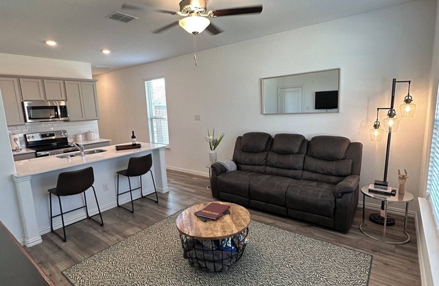Private 1-bedroom Guest House
