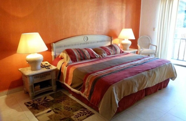 Private 1BR Condo in the Heart of old Vallarta for Ideal Couples