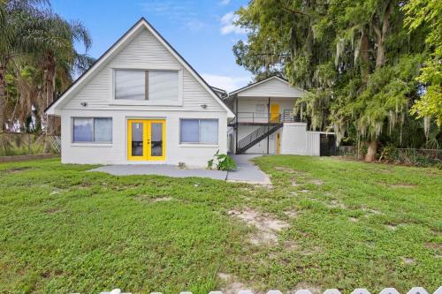 Private 1br Getaway Fast Wi-fi & 25 Off