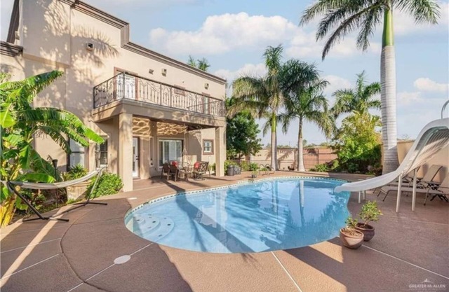 Private 2 bedroom guest house off HWY 83