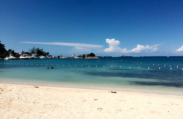 Private 2 Bedroom Beachfront Penthouse Condo Ocho Rios, Jamaica