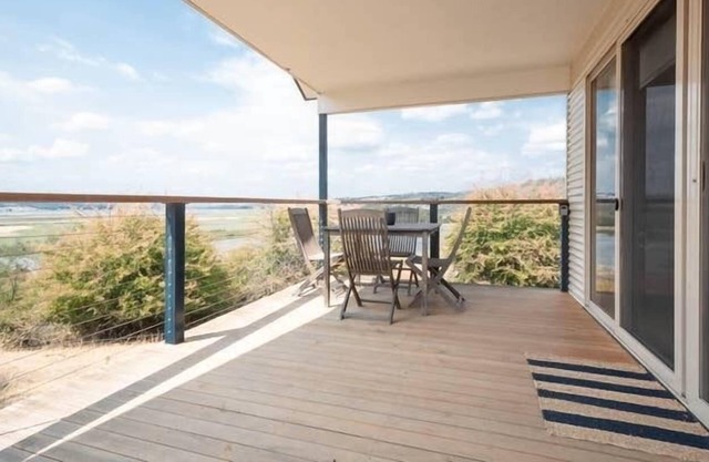 Private 2 bedroom cabin retreat