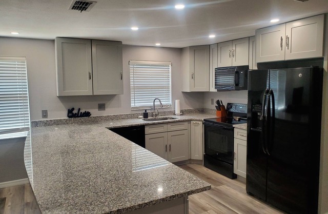 USTED ESPERA EL PARAISO EN ESTE 3 dormitorios 2 1/2 baño de la piscina Y PRIVADO casa de playa