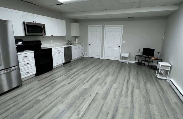 Private Apt in Southford-Southbury