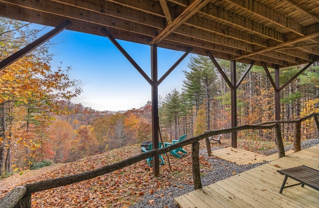 Private apartment suite near casino & hiking trails with amazing views