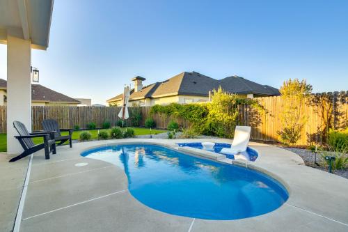 Private Backyard Oasis Brownsville Family Home