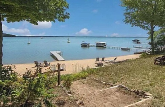 Private Beach 1 Minute Walk, Exclusive Old Mission Bay Home! 1st Time Rental!