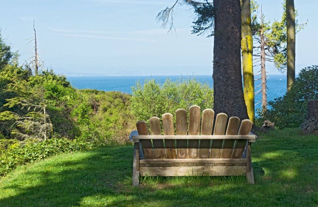 Hideaway Hut es acogedor, con vista al agua, Pvt. Playa entre Sequim y Port Angeles