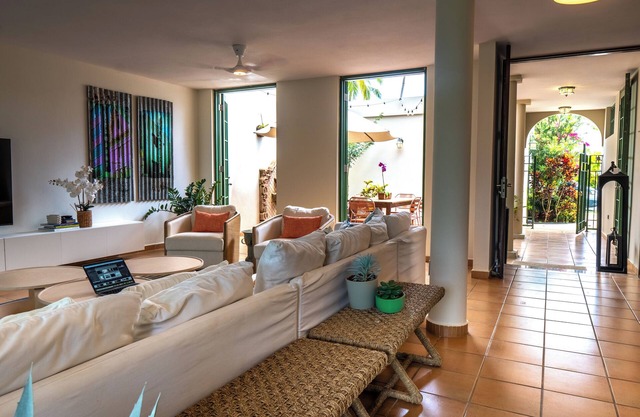 Private beach access @ serene Casa Matilda