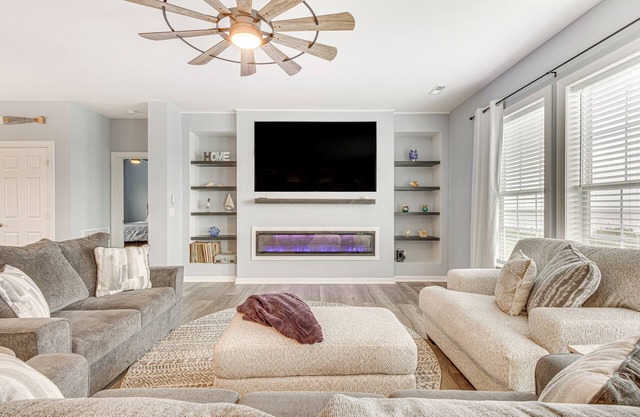 Private Beach & Deck: Bayfront Home in Hayes!