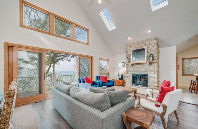 Private Beach House w/ 177' Sandy Beach, Luxury Kitchen & Endless Views!