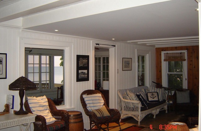 Private Beachfront Home on shores of Lake Erie
