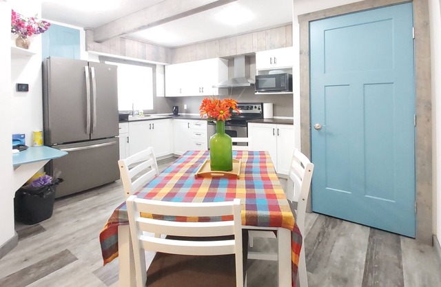 ⚡️✨Private , Beautifully 2 Bed 1 Bath All Inclusive⚡️✨