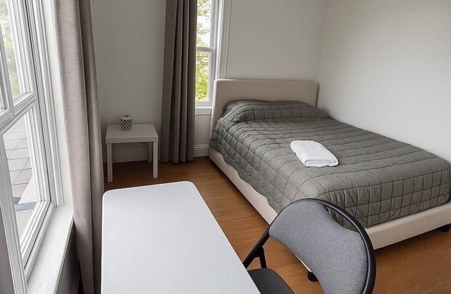 Private Bedroom- Free Cancellation