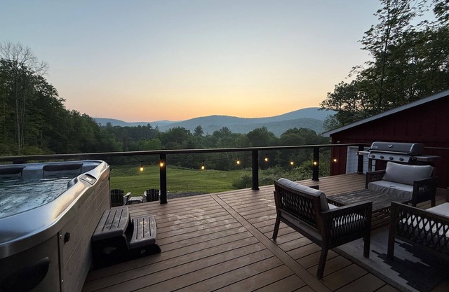 Private Catskill Getaway | HotTub Mountain Views