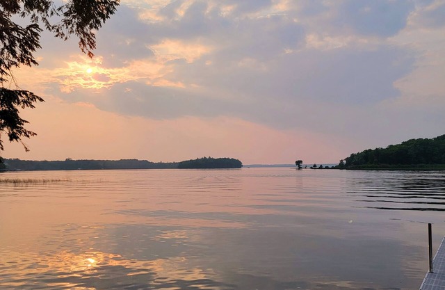 Private cottage on Pelican Lake next to ATV/snowmobile trails