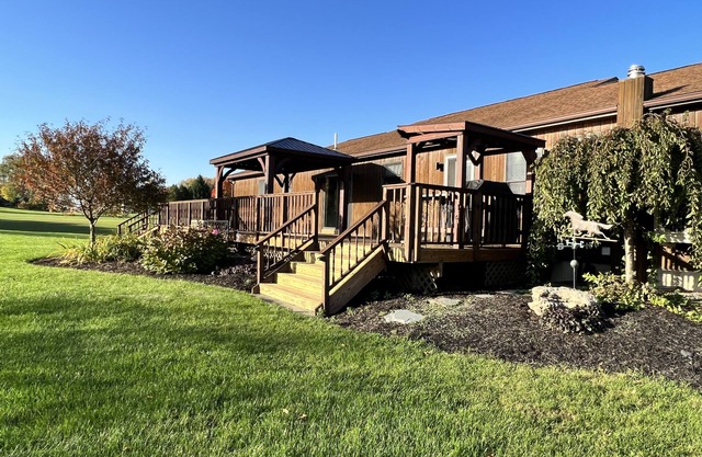 Private Country Home, Convenient Location