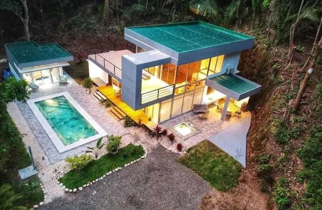 Private Oasis. Paradise