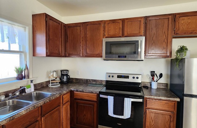 Private detached apartment. By USAO