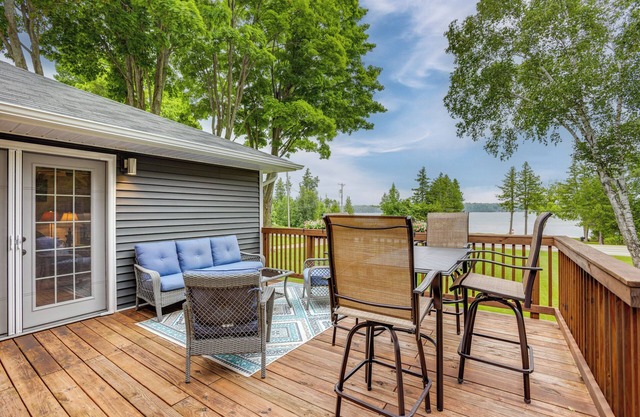 Dock + Lakeside Lawn: Family Home Near Bear Dunes