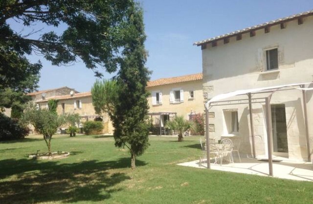 Dominio Privado 36 pers. con 2 piscinas, que consta de auténticas Mas y Casas