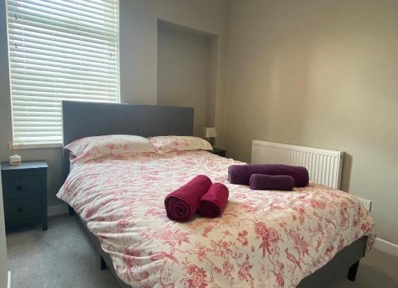 Private double room in our Cardiff Home