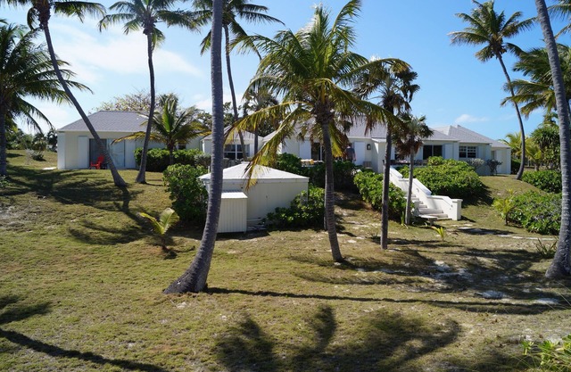 Private House Estate en rosada magnífica playa de arena, "Senza Nome"