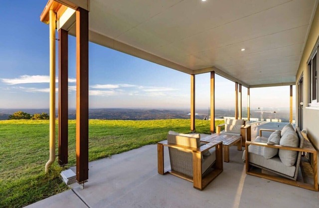 Private Estate - Heated Pool!