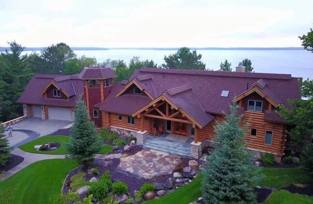 Lodge privado y exclusivo en el lago Woman con hermosas vistas