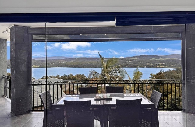 Private Family Beach House - 5mins from the beach